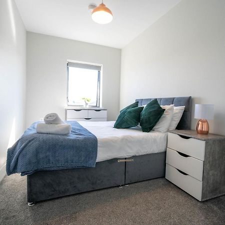 Rooftop Apartment At Queens Beautiful Views بلفاست المظهر الخارجي الصورة